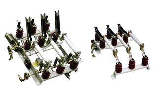 高壓負荷開(kāi)關(guān)因其獨特特點(diǎn)被人們所運用在電力設備上，而且很受歡迎，很受重視的。那使用高壓負荷開(kāi)關(guān)需要注意哪些事項？這就是雷爾沃電器小編今天要跟你聊得話(huà)題啦！